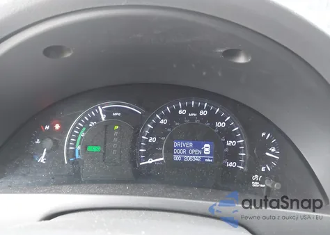 2011 Toyota Camry Hybrid из США, поврежденный, VIN 4T1BB3EK0BU135517